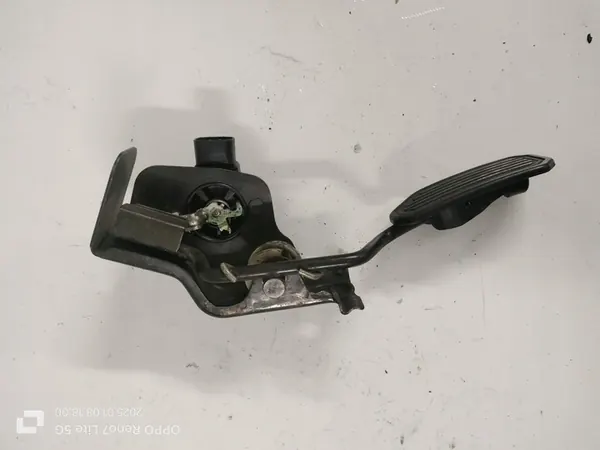 Gaspotentiometer Toyota Avensis Corolla image 4