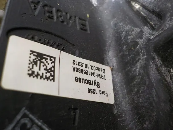 Volante Ford OEM 34126988A K90 - Couro e Controlo image 7