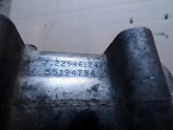 EGR-Ventil Opel Astra III H Zafira B 1.9 CDTI 55194734 image 3