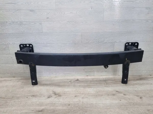 Viga do para-choques dianteiro Hyundai OEM i30 2018 image 2