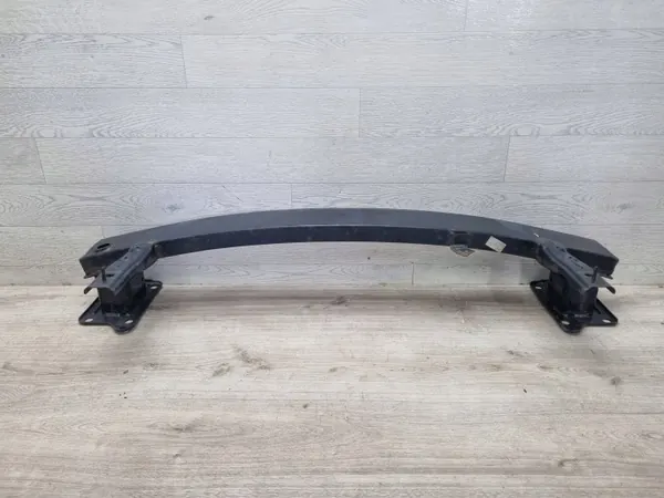 Viga do para-choques dianteiro Hyundai OEM i30 2018 image 4