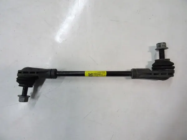 OEM 8892872773 Stabilisatorlenker Vorne für Volvo EX30 image 2