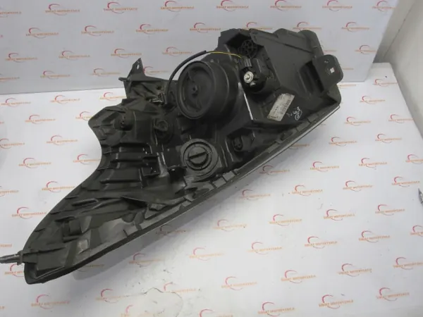 Opel Vivaro B Rechter Frontscheinwerfer OEM 260108099R Gebraucht image 3