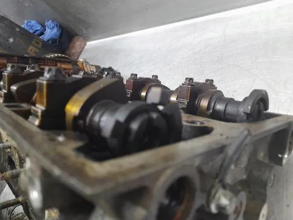 Culasse Opel 1.6 16V Z16XEP d'occasion OEM 55559340 image 8