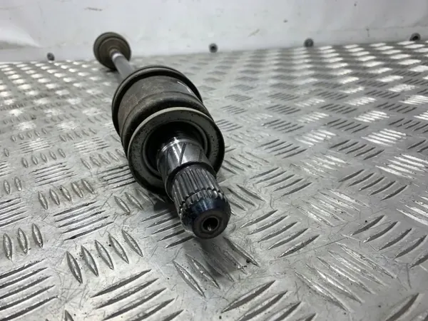 Subaru OE Hinterachswelle OEM FBZ28258 - Gebraucht image 5