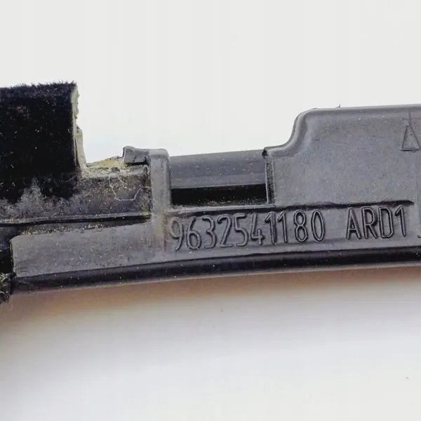 ntere Rechte Spritzschutz Citroen C5 HB 5D image 6