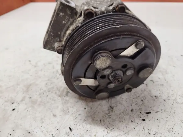 Compresseur de climatisation OPEL VECTRA C 1.9L diesel image 3