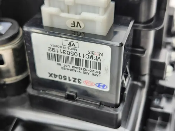 Handschoenenvak Hyundai i40 2013 OEM AMD132804 image 7