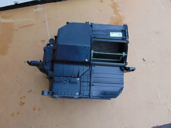 Lämmityspuhallin VW ID.4 ID.5 ID.7 1EA820153P image 4