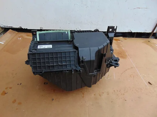 Lämmityspuhallin VW ID.4 ID.5 ID.7 1EA820153P image 7