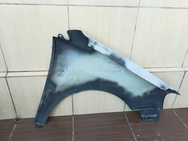 Vänster framskärm VW Polo IV Lift 05-08 image 2