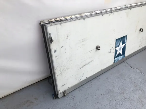 DAF OE 7787666N Puerta Trasera Superior - Usado image 8