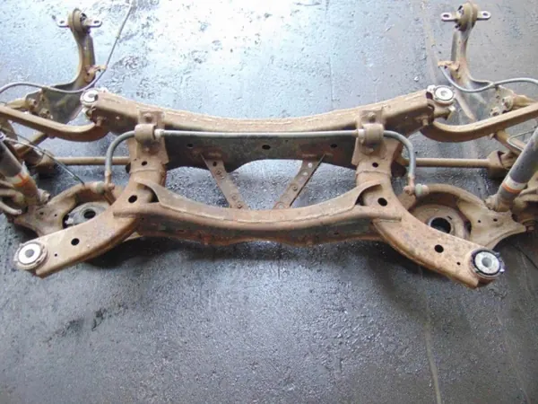 Viga suspensión trasera Mazda 6 III OEM 373149 image 3