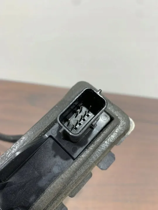 Cabo câmara Chrysler OEM 9410476003 - Usado image 6