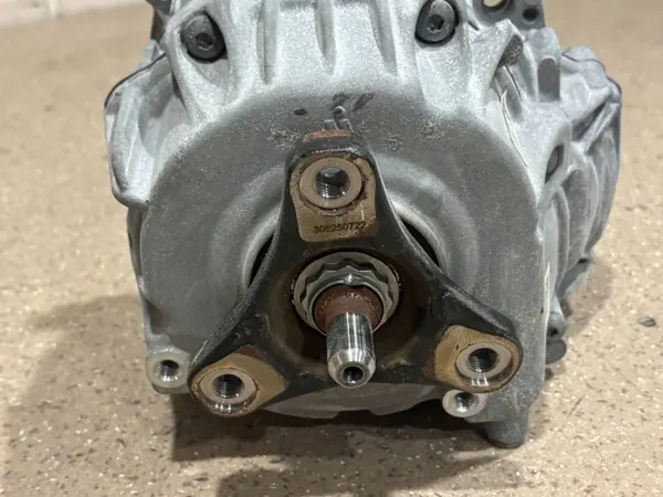 Redutor Mercedes OEM A7252804700 - Estado Usado image 8