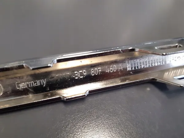 VW Passat B6 Bakre Höger Stötfångare Kromlist 3C9807460A image 8