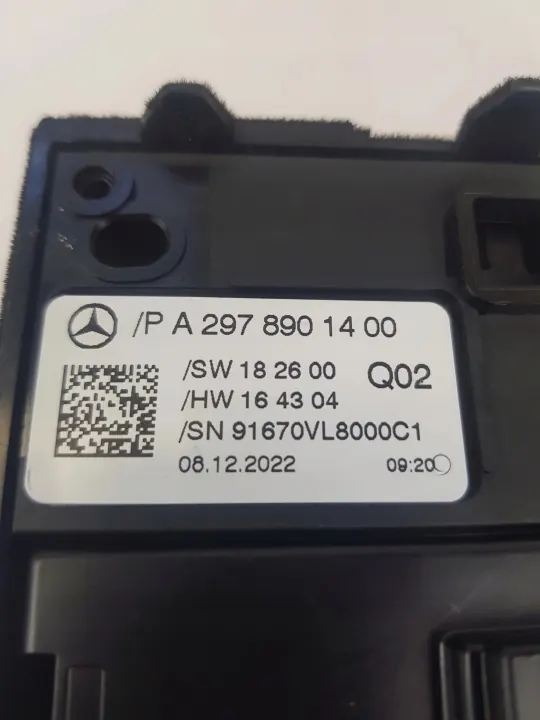 Mercedes-Benz A2978901400 parfymatomiser för CLE A236 image 9