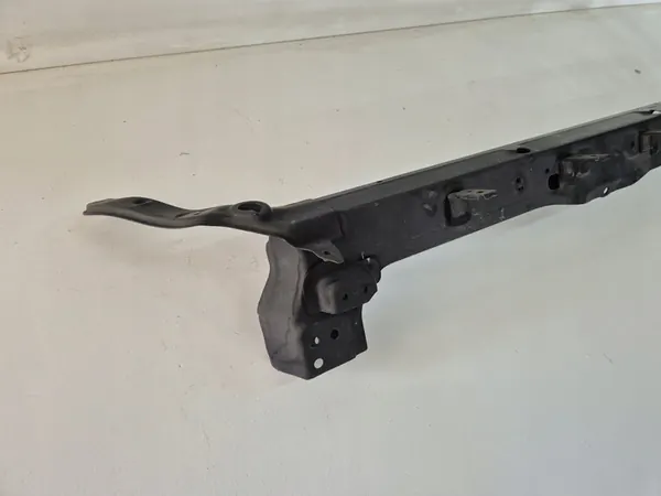 HYUNDAI SANTA FE 2013-2016 Främre Förstärkning image 2