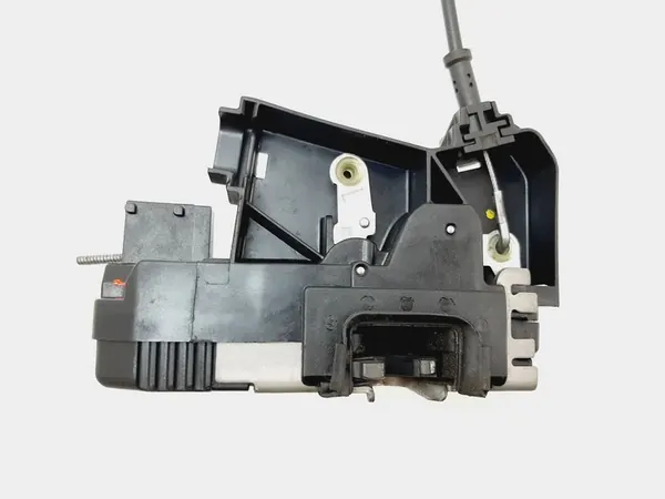 Cerradura de Puerta Delantera Izquierda RENAULT TRAFIC II 8200008246 image 4