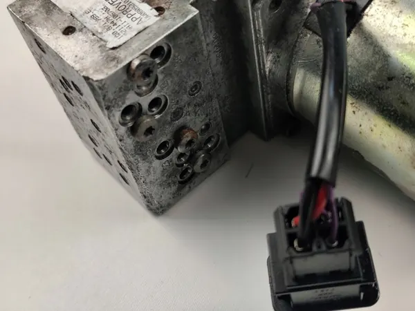 Bomba de teto usada OEM 1Q0871789E para VW EOS Cabrio image 6