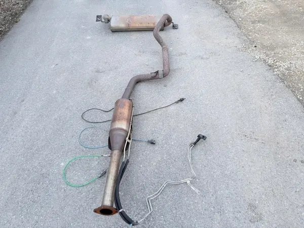 Ford OE 82119446 Silencieux Complet 2.0 TDCI image 4