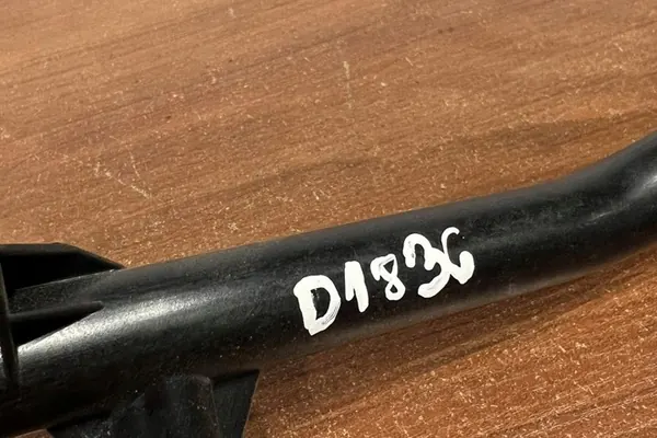 VW GOLF VII Diesel Kaapeli 04C121070B image 2