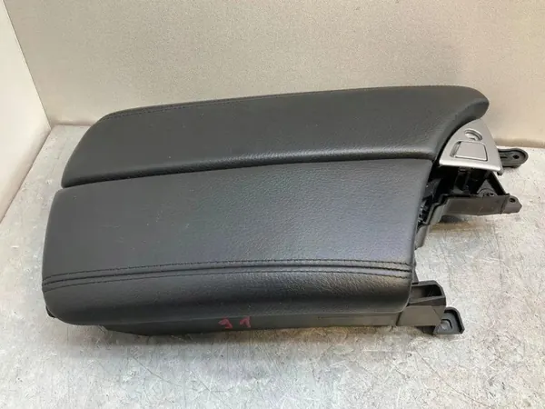 OEM 1600085 Keskikonsoli Käsinoja BMW M5 2013 image 10