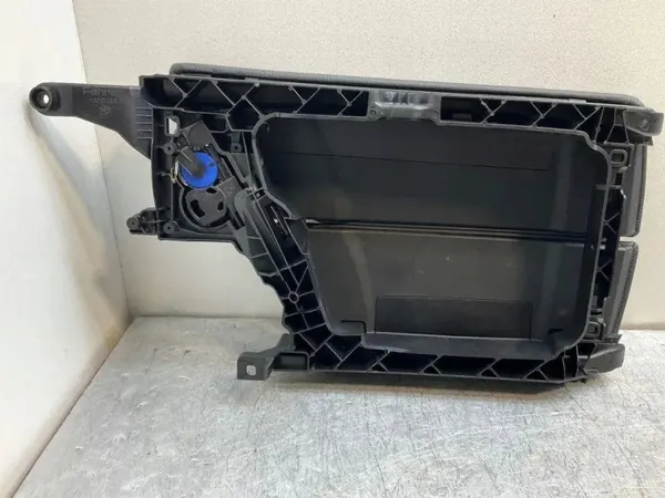 OEM 1600085 Keskikonsoli Käsinoja BMW M5 2013 image 7