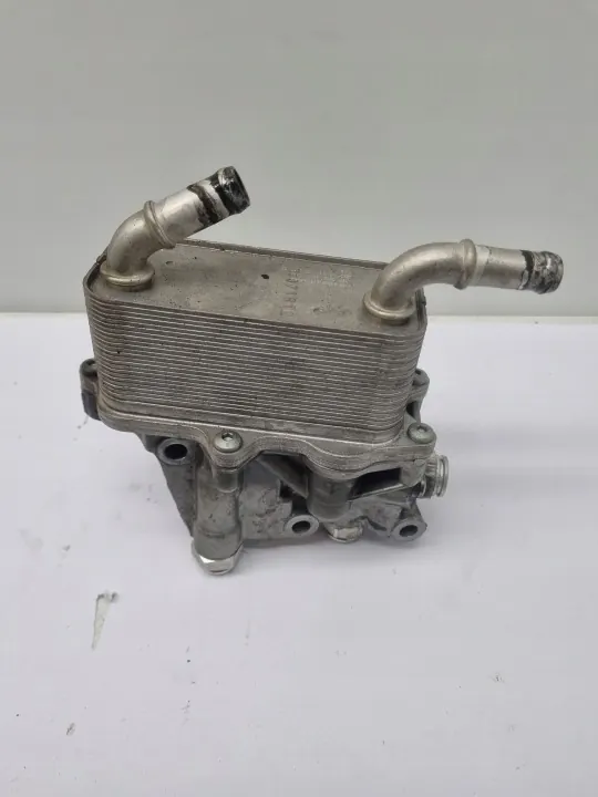 Vaihteistoöljynjäähdytin Dodge Durango III OEM 68485460AB image 3