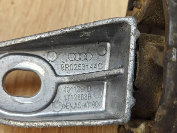 Soporte silenciador original Audi Q5 8R 8R0253144C image 4
