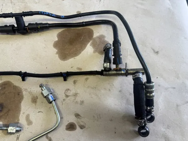 Opel Corsa D 1.3 CDTI Brandstofleidingen & Injectoren OEM image 3