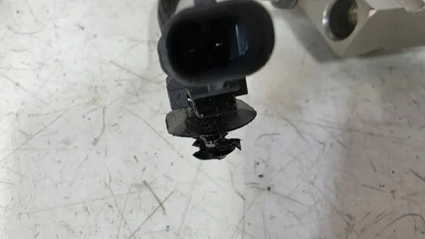 Válvula aire acondicionado OEM T588455 para Peugeot 208 II image 3