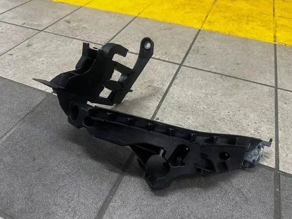 AUDI A4 B8 Deslizamento do Farol Frontal Esquerdo 8K0805607C image 2