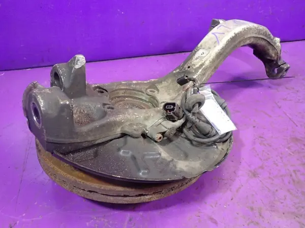 AUDI A4 B6 Mozzo Anteriore Sinistro ABS 287mm 8E0407241B image 2