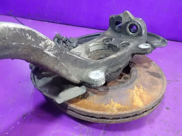 AUDI A4 B6 Mozzo Anteriore Sinistro ABS 287mm 8E0407241B image 3