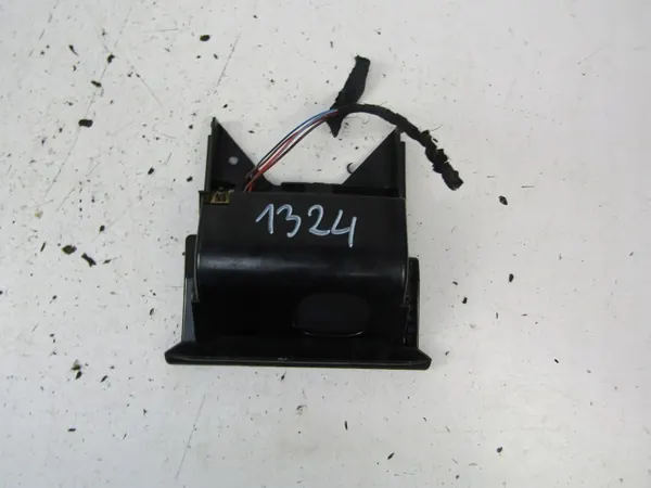 Cinzeiro Audi 80 B4 OEM AK-6-86467 - Estado usado image 4