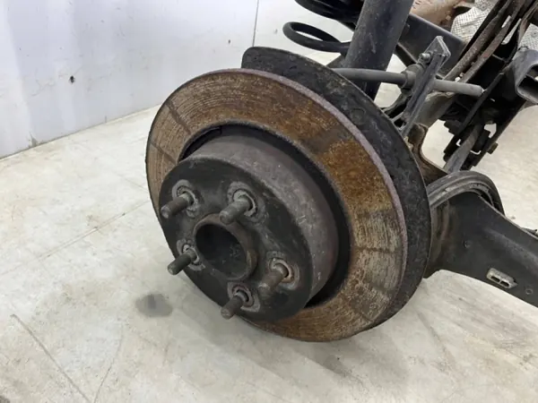 Viga suspensão traseira Ford C-Max MK2 OEM image 3