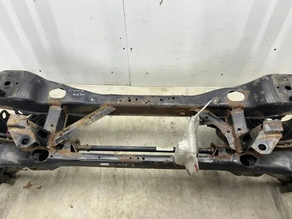 Viga suspensão traseira Ford C-Max MK2 OEM image 5