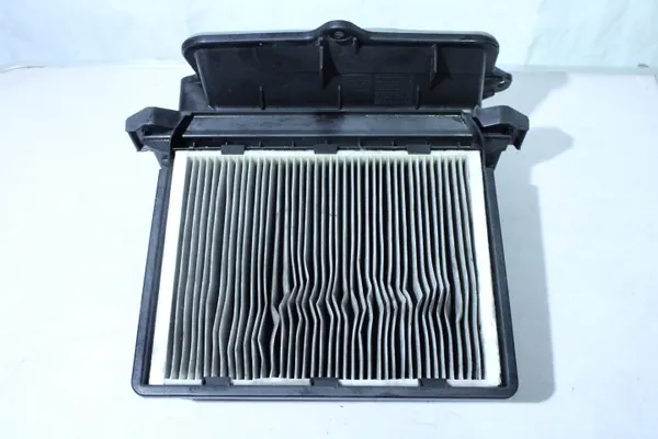 Mercedes Interieurfilter Kap OEM 2138307400 Gebruikt image 3