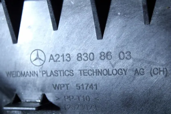 Mercedes Interieurfilter Kap OEM 2138307400 Gebruikt image 7