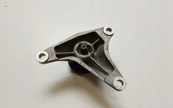 Support de rouleau de ventilateur Nissan 350Z Infiniti G35 image 3