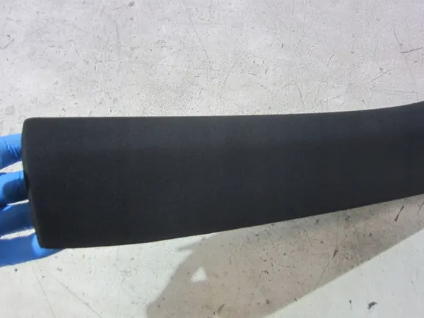 BMW X3 F25 Pilaripäällyste Oikea Musta OEM 51437225308 image 3