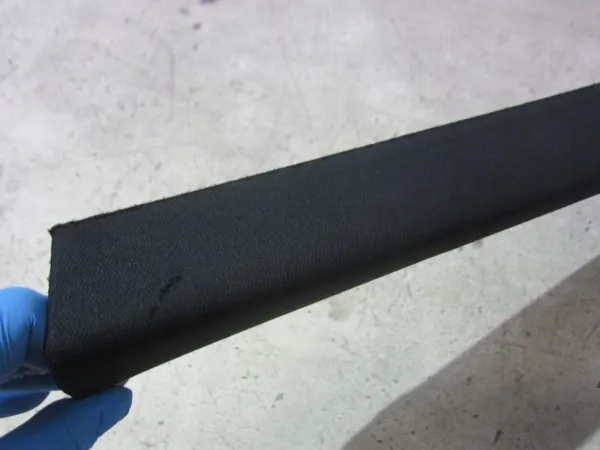 BMW X3 F25 Pilaripäällyste Oikea Musta OEM 51437225308 image 6