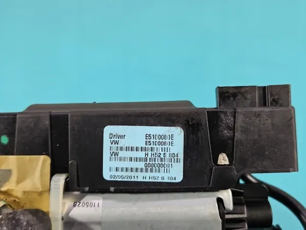 OEM 3C9827383J Vänster Bakluckaktuator Passat B7 image 8
