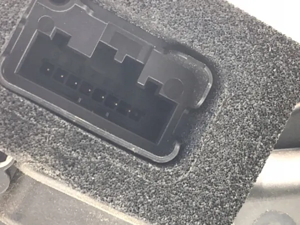 Vänster framdörrlås FORD TOURNEO CONNECT OEM 5TB837015E image 4