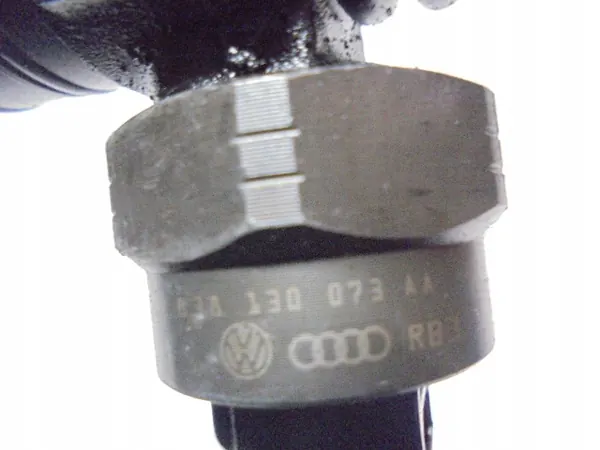 Injetor Volkswagen OE 038130073AA image 7