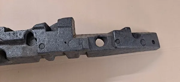 Etupuskuri Nissan Qashqai I J10 62090 BR00A image 3