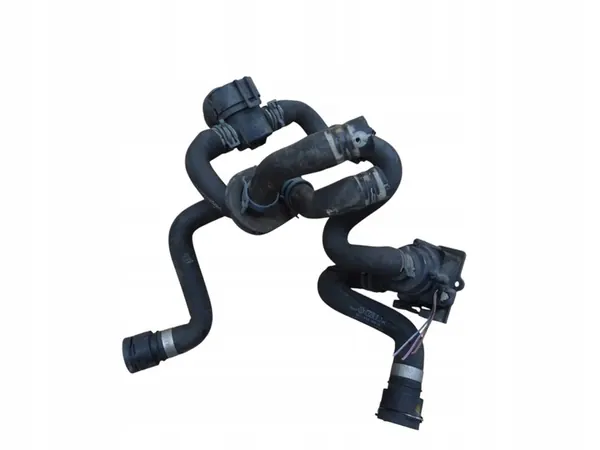 AUDI A4 B8 2.0 TDI Vesipumpun Letkusetti OEM image 10