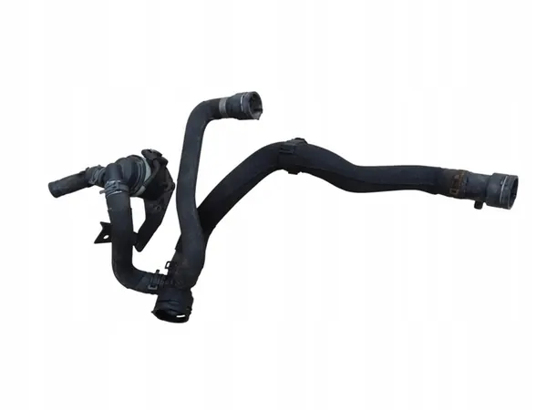 AUDI A4 B8 2.0 TDI Vesipumpun Letkusetti OEM image 2