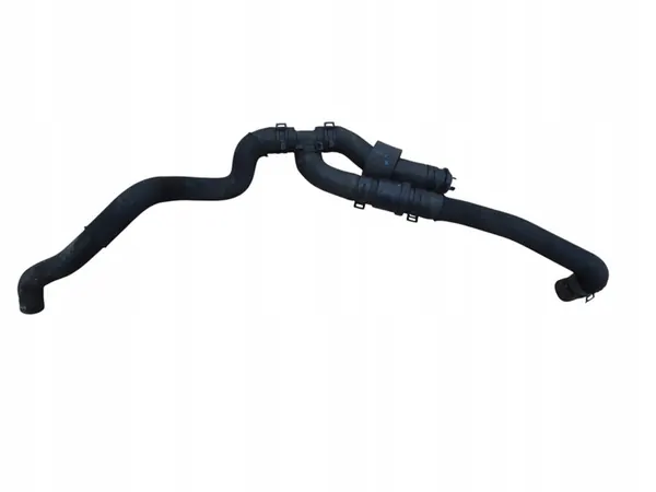 AUDI A4 B8 2.0 TDI Vesipumpun Letkusetti OEM image 6